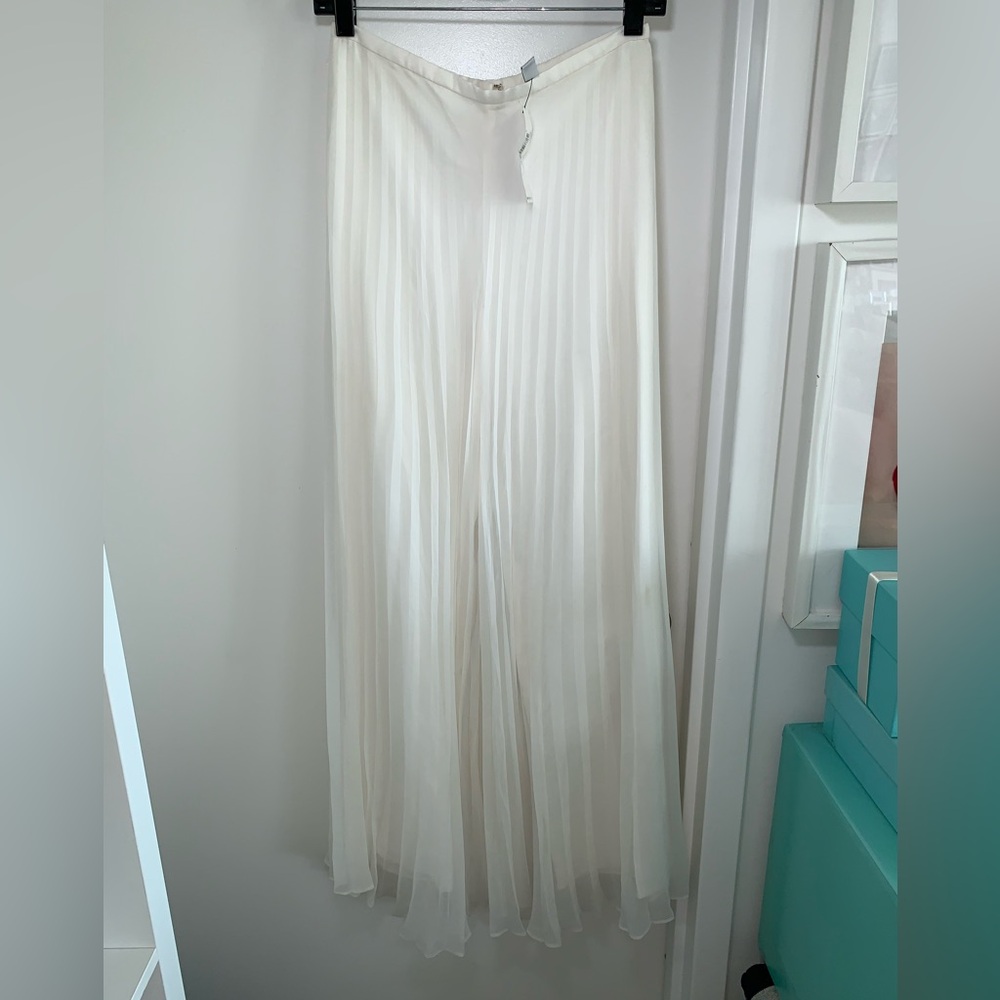 Laundry by Shelli Segal Pleated Pants